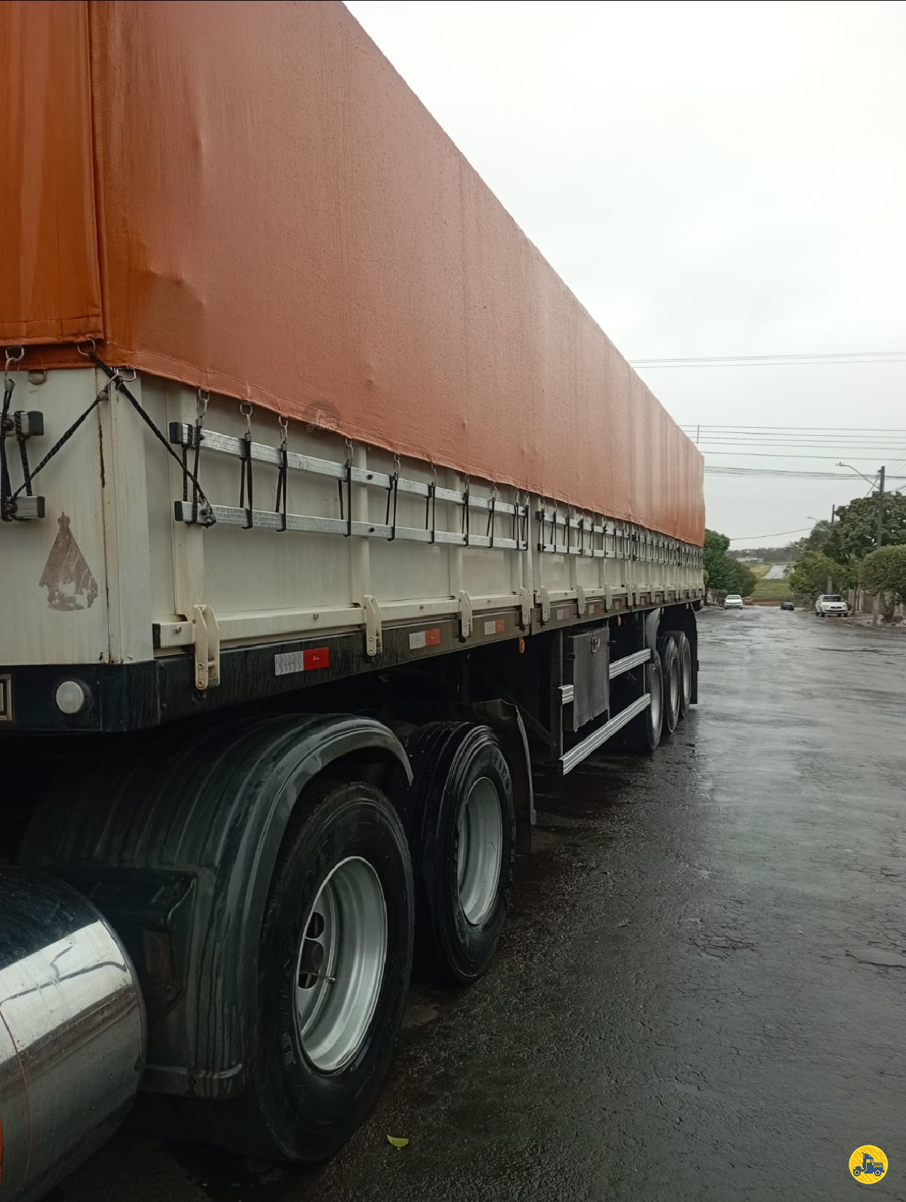 CARRETA SEMI-REBOQUE GRANELEIRO Rodomati Caminhões PARANAVAI PARANÁ PR