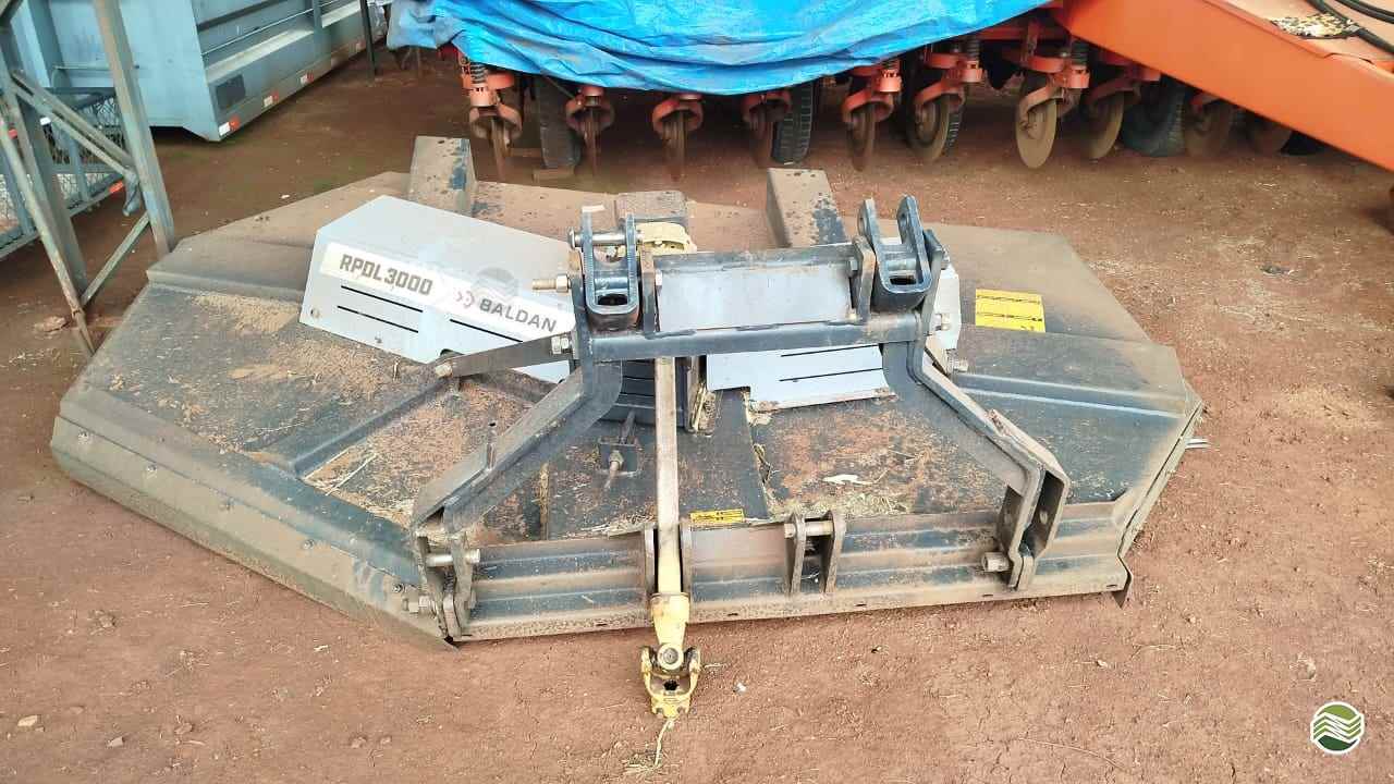 IMPLEMENTOS AGRICOLAS ROCADEIRA ROCADEIRA HIDRÁULICA Zanella Tratores CAMPO MOURAO PARANÁ PR