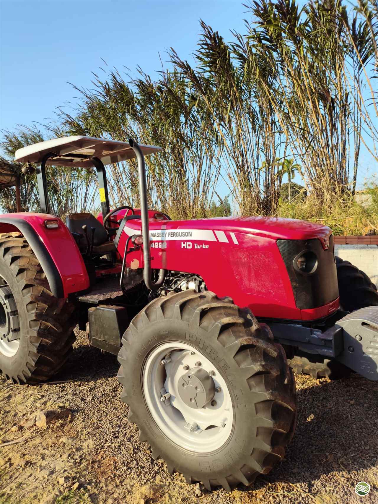 TRATOR MASSEY FERGUSON MF 4292 Tração 4x4 Zanella Tratores CAMPO MOURAO PARANÁ PR