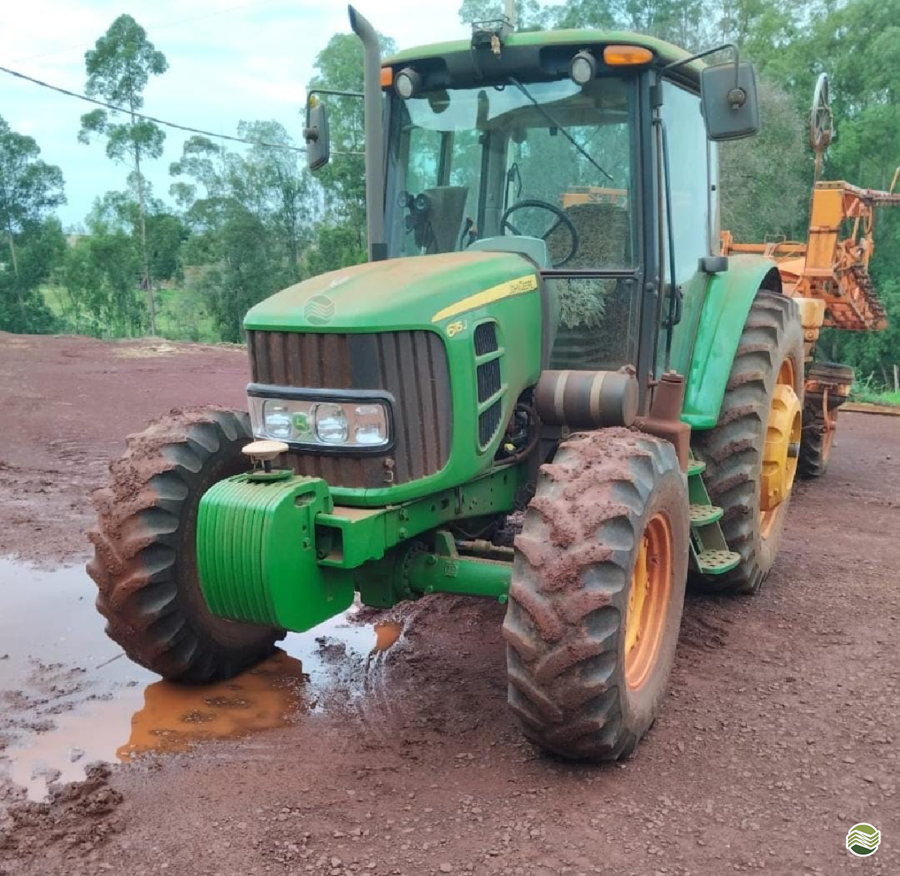 TRATOR JOHN DEERE JOHN DEERE 6110J Tração 4x4 Zanella Tratores CAMPO MOURAO PARANÁ PR
