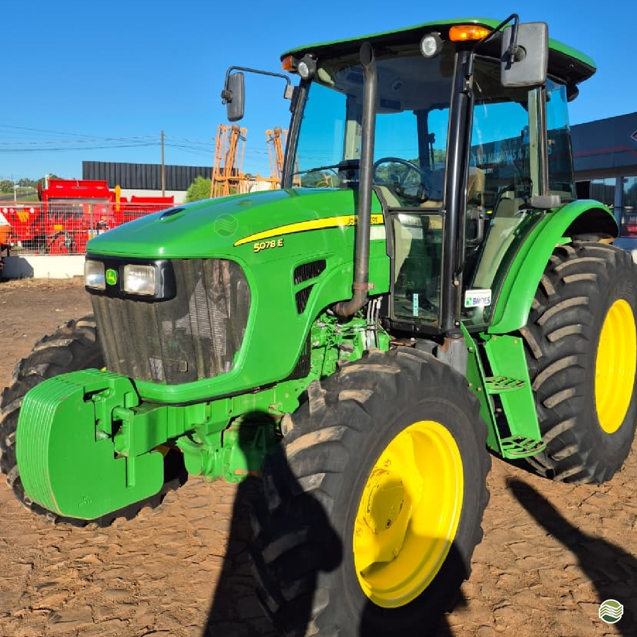 TRATOR JOHN DEERE JOHN DEERE 5078E Tração 4x4 Zanella Tratores CAMPO MOURAO PARANÁ PR