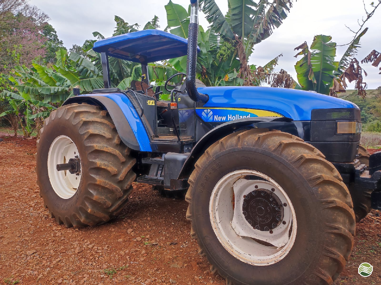 TRATOR NEW HOLLAND NEW TM 150 Tração 4x4 Zanella Tratores CAMPO MOURAO PARANÁ PR