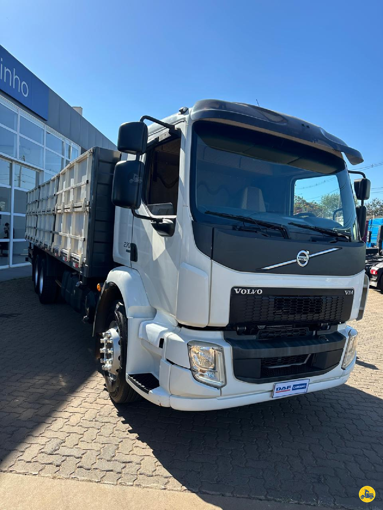 CAMINHAO VOLVO VOLVO VM 270 Cavalo Mecânico Cavalo 6x4 DAF Caminho Caminhões - São José do Rio Preto São José do Rio Preto SÃO PAULO SP