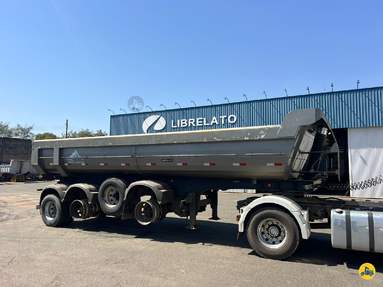 CARRETA SEMI-REBOQUE BASCULANTE Zambon Equipamentos Rodoviários - Librelato  PIRACICABA SÃO PAULO SP