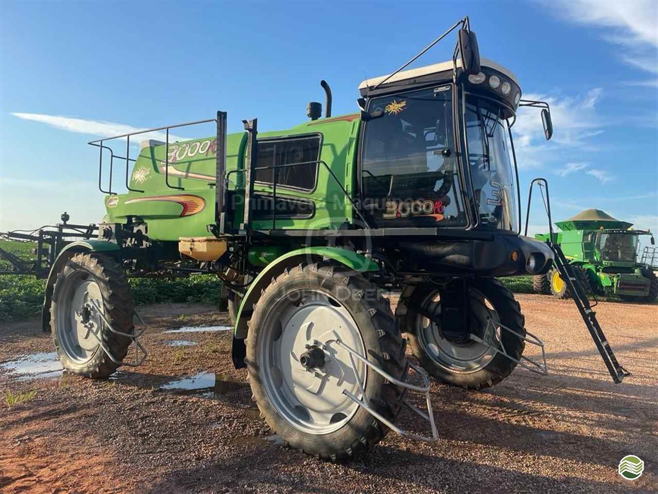PULVERIZADOR METALFOR MULTIPLE 3000 Tração 4x2 Primavera Máquinas - John Deere QUERENCIA MATO GROSSO MT
