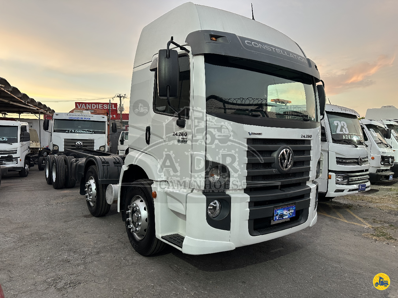 CAMINHAO VOLKSWAGEN VW 24280 Chassis BiTruck 8x2 ADR Caminhões BELO HORIZONTE MINAS GERAIS MG