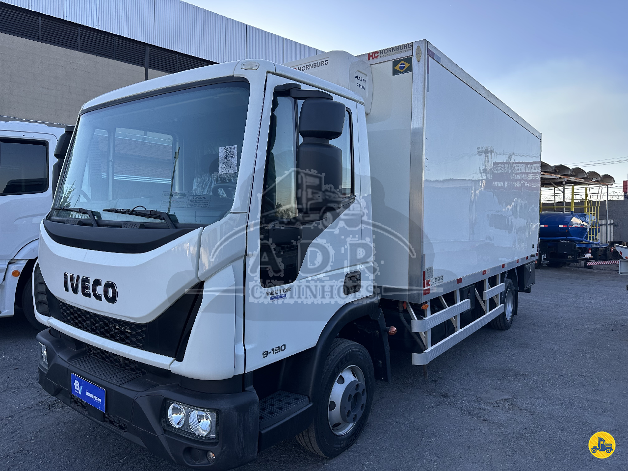 CAMINHAO IVECO TECTOR 11-190 Baú Térmico 3/4 4x2 ADR Caminhões BELO HORIZONTE MINAS GERAIS MG