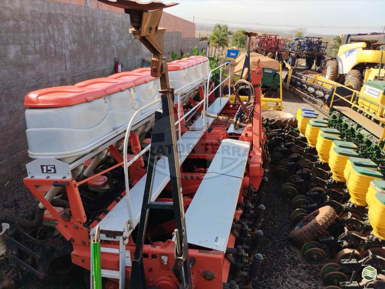 JM 3080 de Trator Terra - Jatai