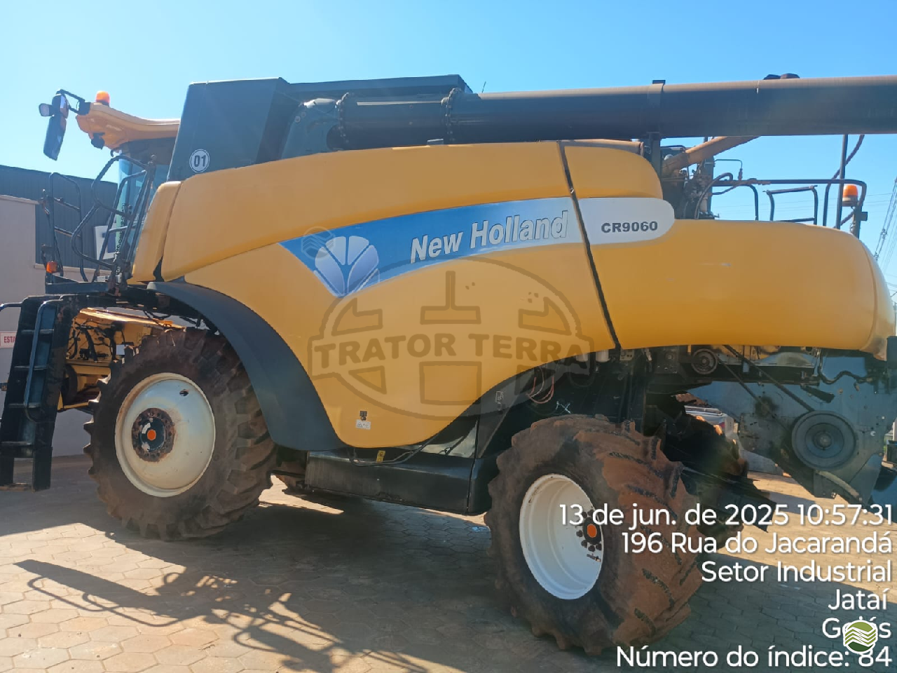 COLHEITADEIRA NEW HOLLAND CR 9060 Trator Terra - Jatai JATAI GOIAS GO
