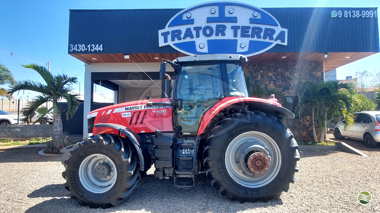 TRATOR MASSEY FERGUSON MF 7725 Tração 4x4 Trator Terra - Jatai JATAI GOIAS GO