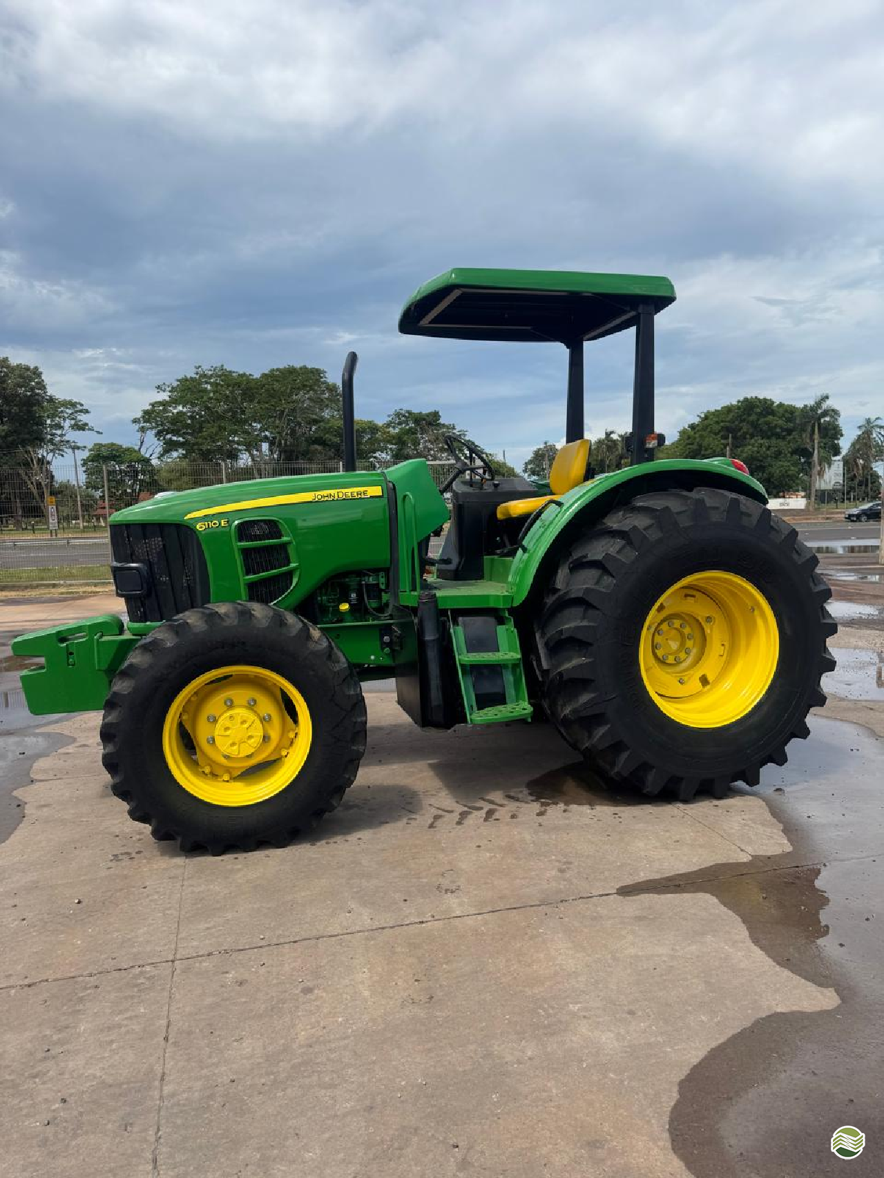 JOHN DEERE 6110E de D. Carvalho - John Deere