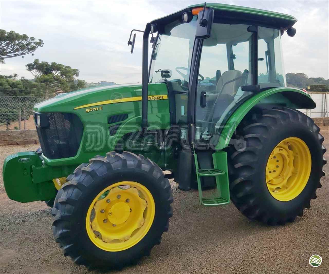 TRATOR JOHN DEERE JOHN DEERE 5078E Tração 4x4 Dezafil CASCA RIO GRANDE DO SUL RS