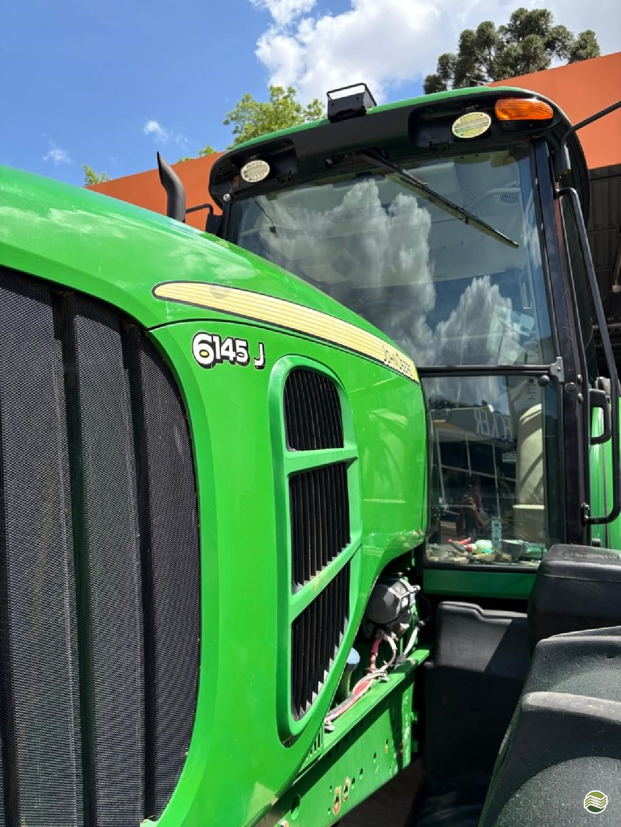 TRATOR JOHN DEERE JOHN DEERE 6145J Tração 4x4 Elicar Tratores DAVID CANABARRO RIO GRANDE DO SUL RS