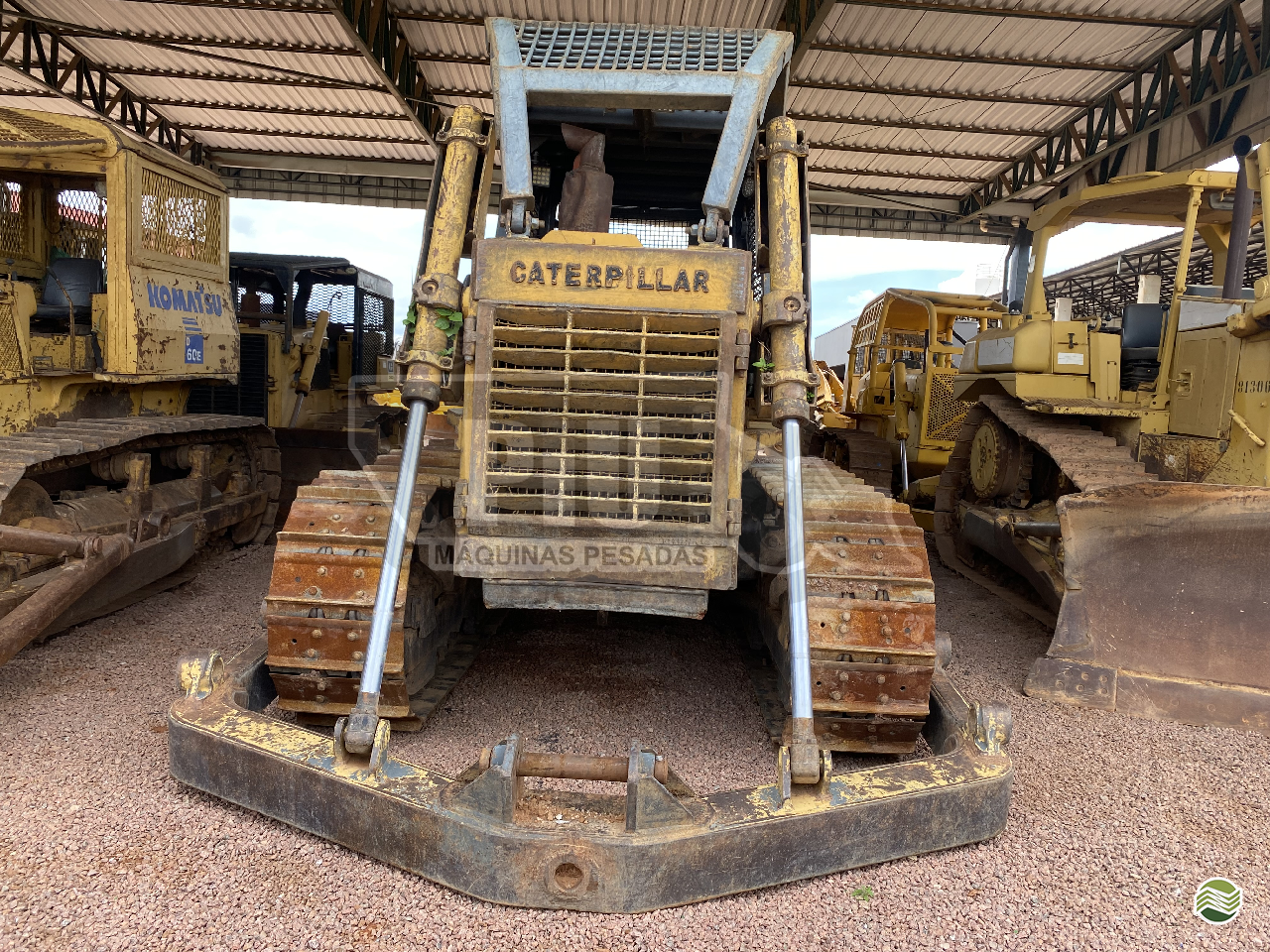 TRATOR ESTEIRA CATERPILLAR D6G Piu Máquinas Pesadas SINOP MATO GROSSO MT