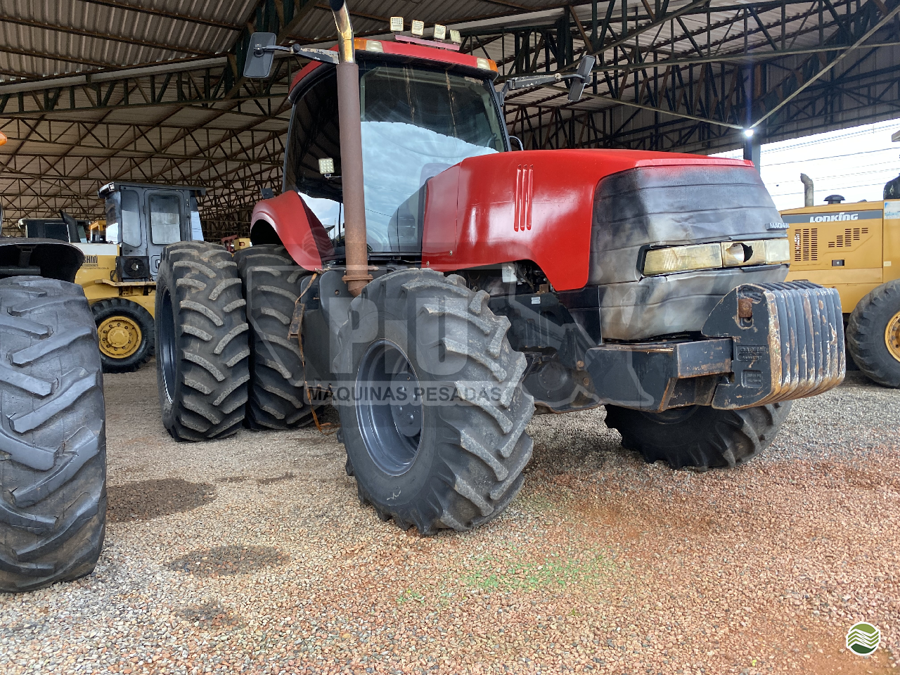 TRATOR CASE CASE MX 240 Tração 4x4 Piu Máquinas Pesadas SINOP MATO GROSSO MT