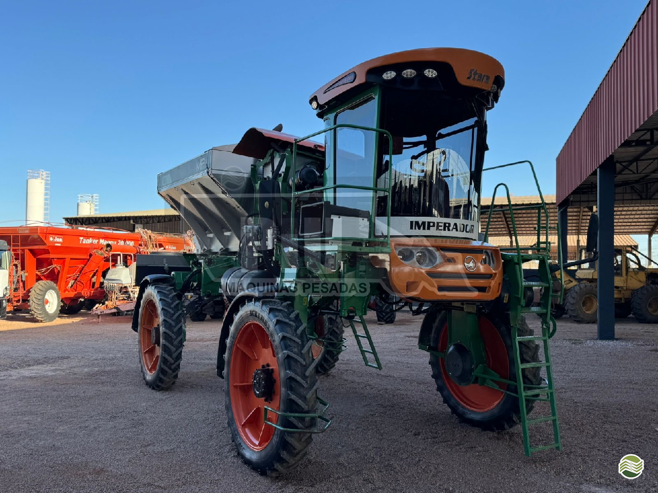 DISTRIBUIDOR AUTOPROPELIDO MP AGRO MP AGRO Z6.0 Piu Máquinas Pesadas SINOP MATO GROSSO MT
