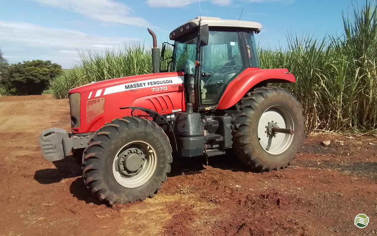 TRATOR MASSEY FERGUSON MF 7370 Tração 4x4 Stéfani - Massey Ferguson JABOTICABAL SÃO PAULO SP
