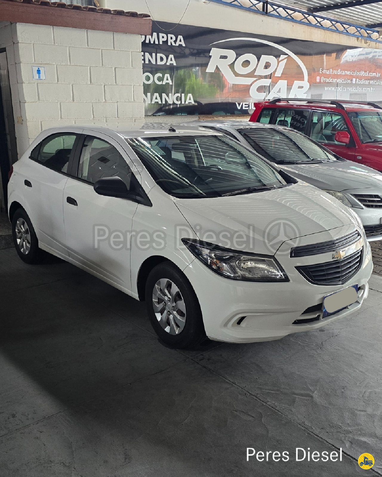CARRO GM - Chevrolet Onix 1.0 Joy Peres Diesel - MB ARARAQUARA SÃO PAULO SP