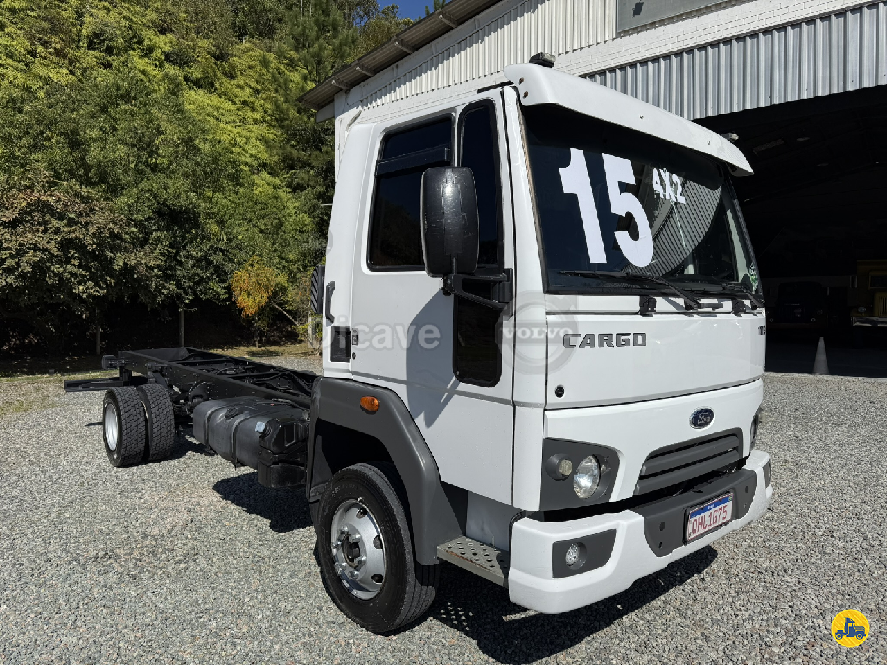 CAMINHAO FORD CARGO 1119 Chassis 3/4 4x2 Dicave Viking Center - Volvo ITAJAI SANTA CATARINA SC