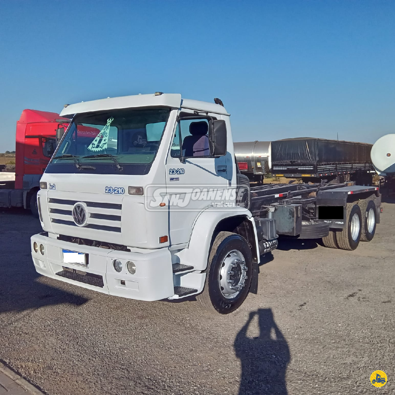 CAMINHAO VOLKSWAGEN VW 23210 Chassis Truck 6x2 Sanjoanense Veículos LIMEIRA SÃO PAULO SP