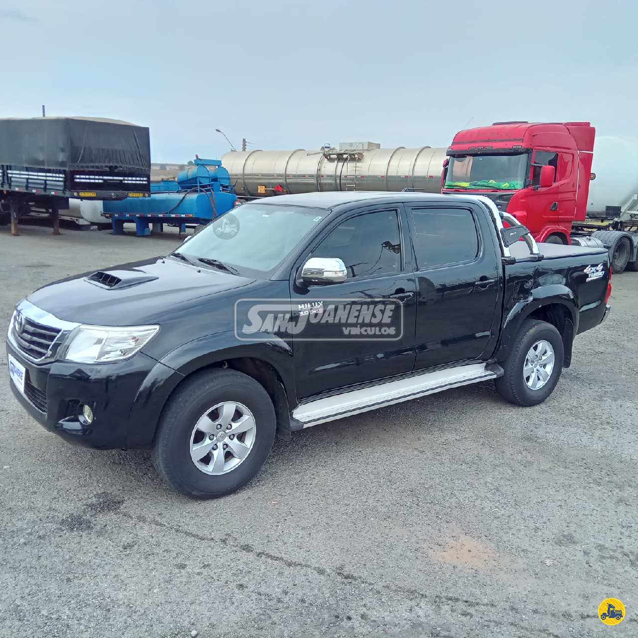 CARRO TOYOTA Hilux 3.0 SRV Sanjoanense Veículos LIMEIRA SÃO PAULO SP