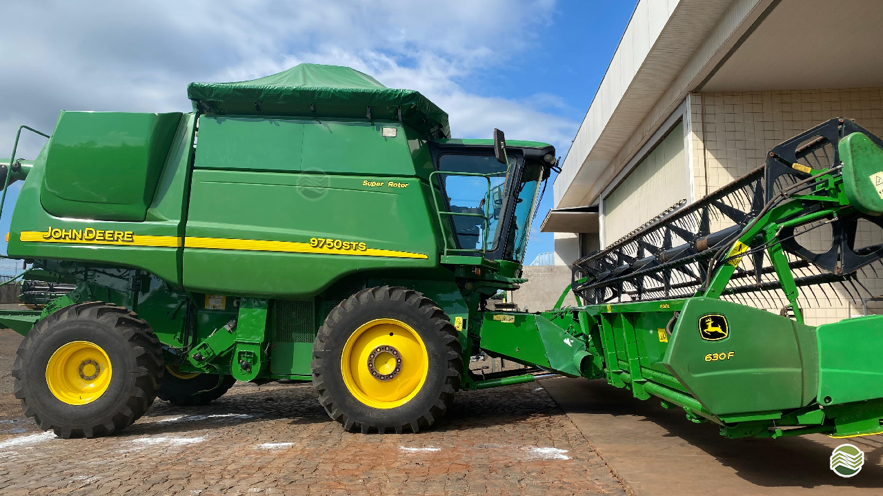 COLHEITADEIRA JOHN DEERE JOHN DEERE 9750 STS M.A. Máquinas Agrícolas - Medianeira MEDIANEIRA PARANÁ PR
