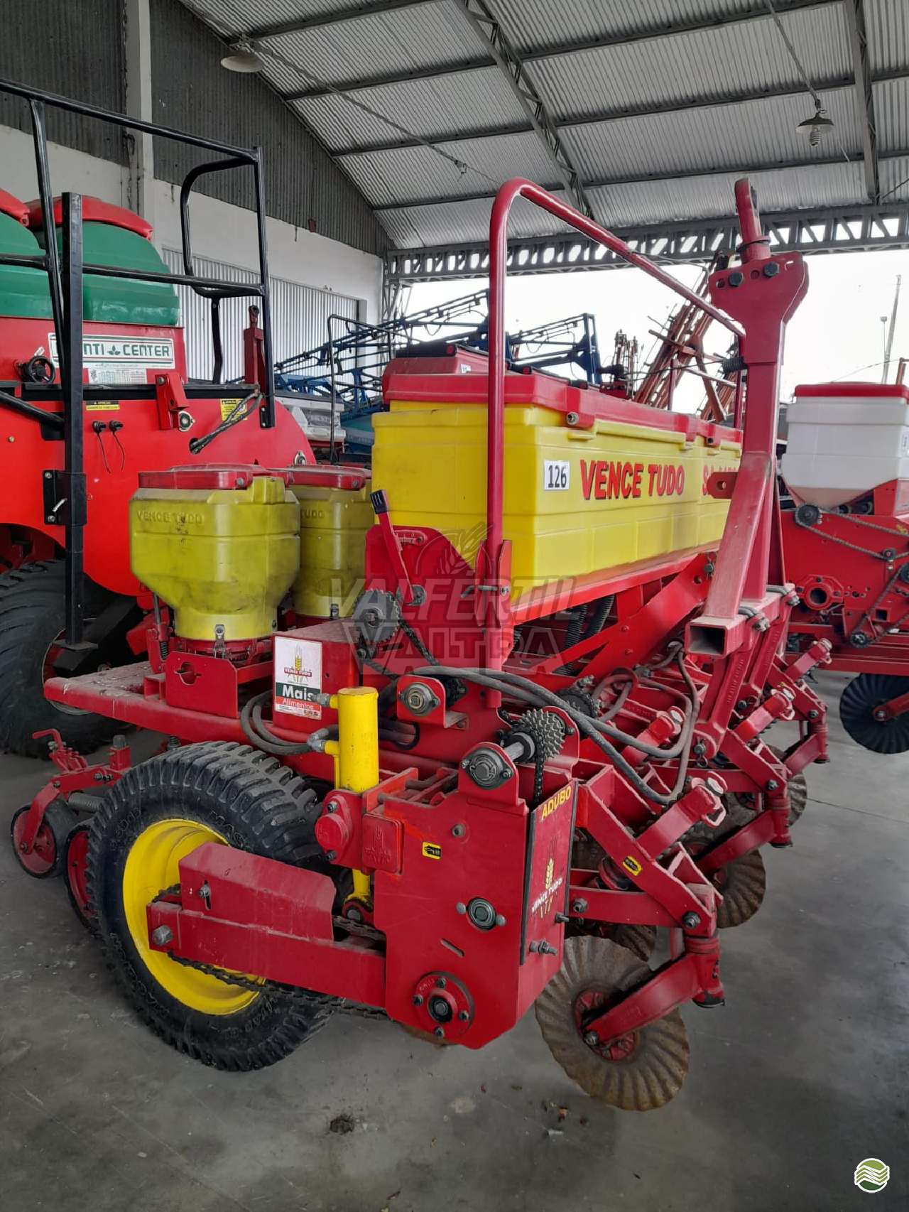 SA 11500 de Valfértil Máquinas Agrícolas - Valtra