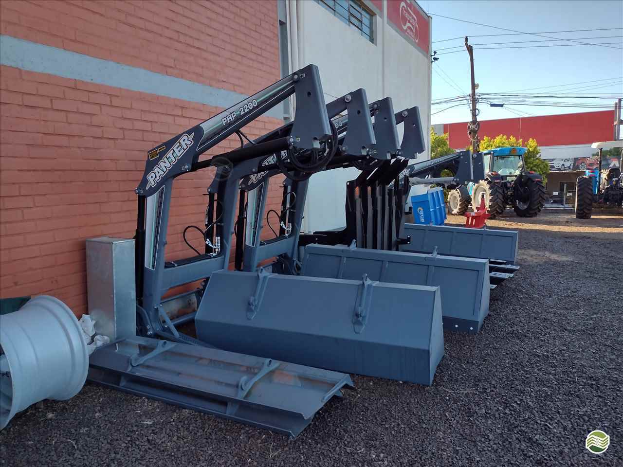 IMPLEMENTOS AGRICOLAS CONCHA HIDRÁULICA CONCHA TRASEIRA Tratordiesel - Landini XANXERE SANTA CATARINA SC