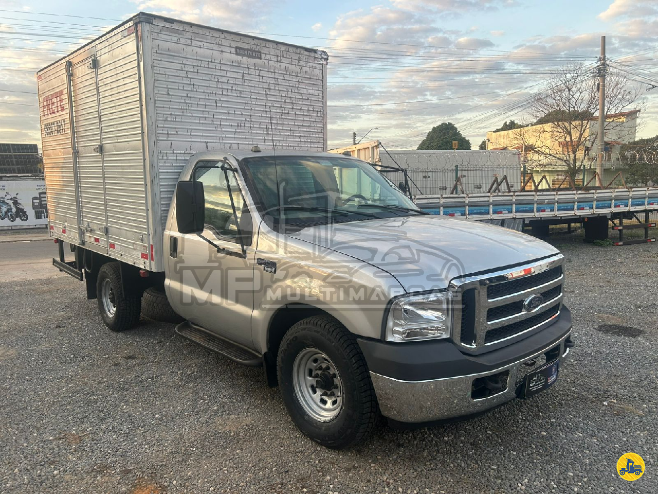 CAMINHAO FORD F350 Baú Furgão 3/4 4x2 MP Multimarcas  GOIANIA GOIAS GO