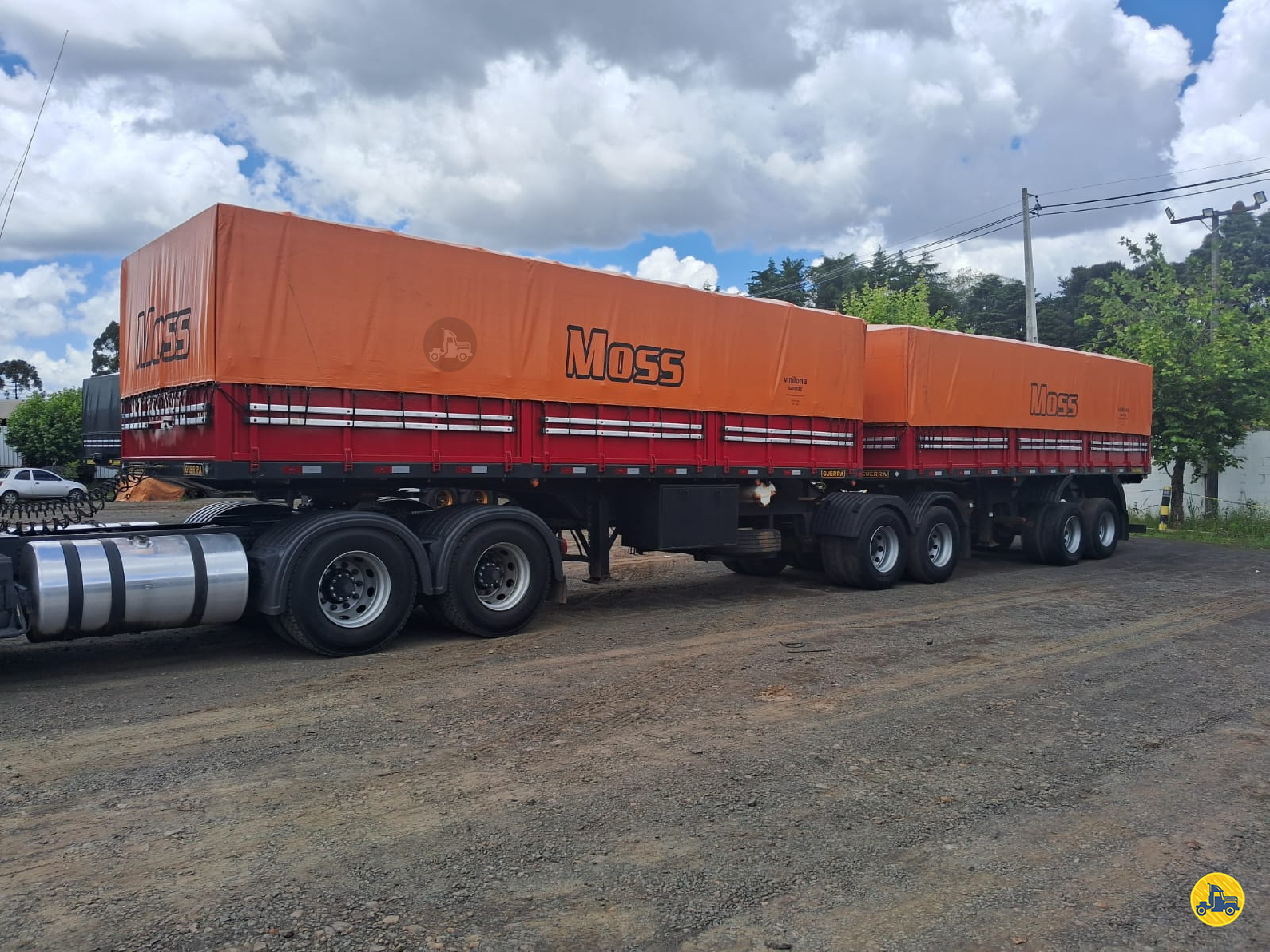 CARRETA BITREM GRANELEIRO Coroa Implementos Rodoviários CURITIBA PARANÁ PR