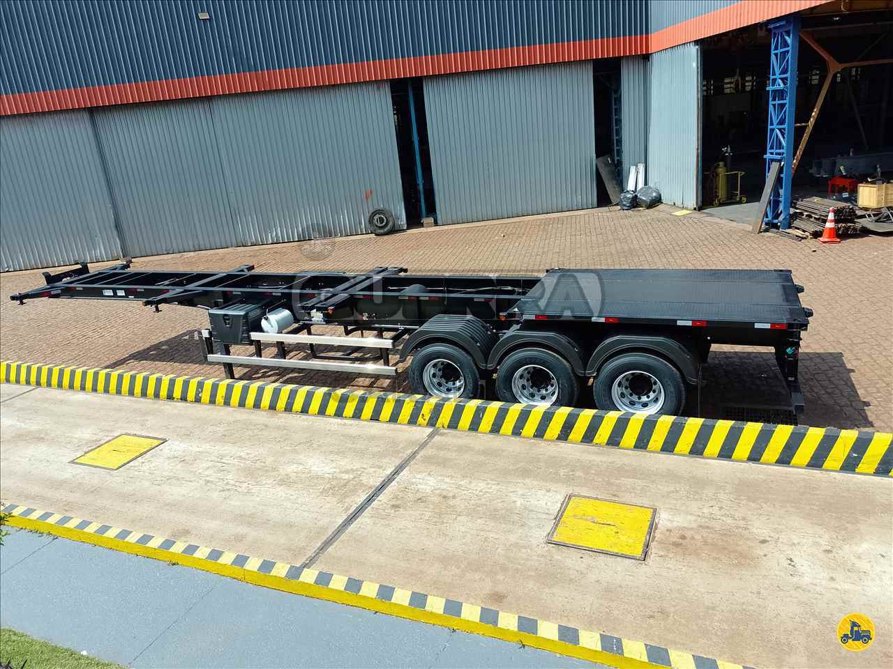 CARRETA SEMI-REBOQUE PORTA-CONTAINER Caramori - Guerra CUIABA MATO GROSSO MT
