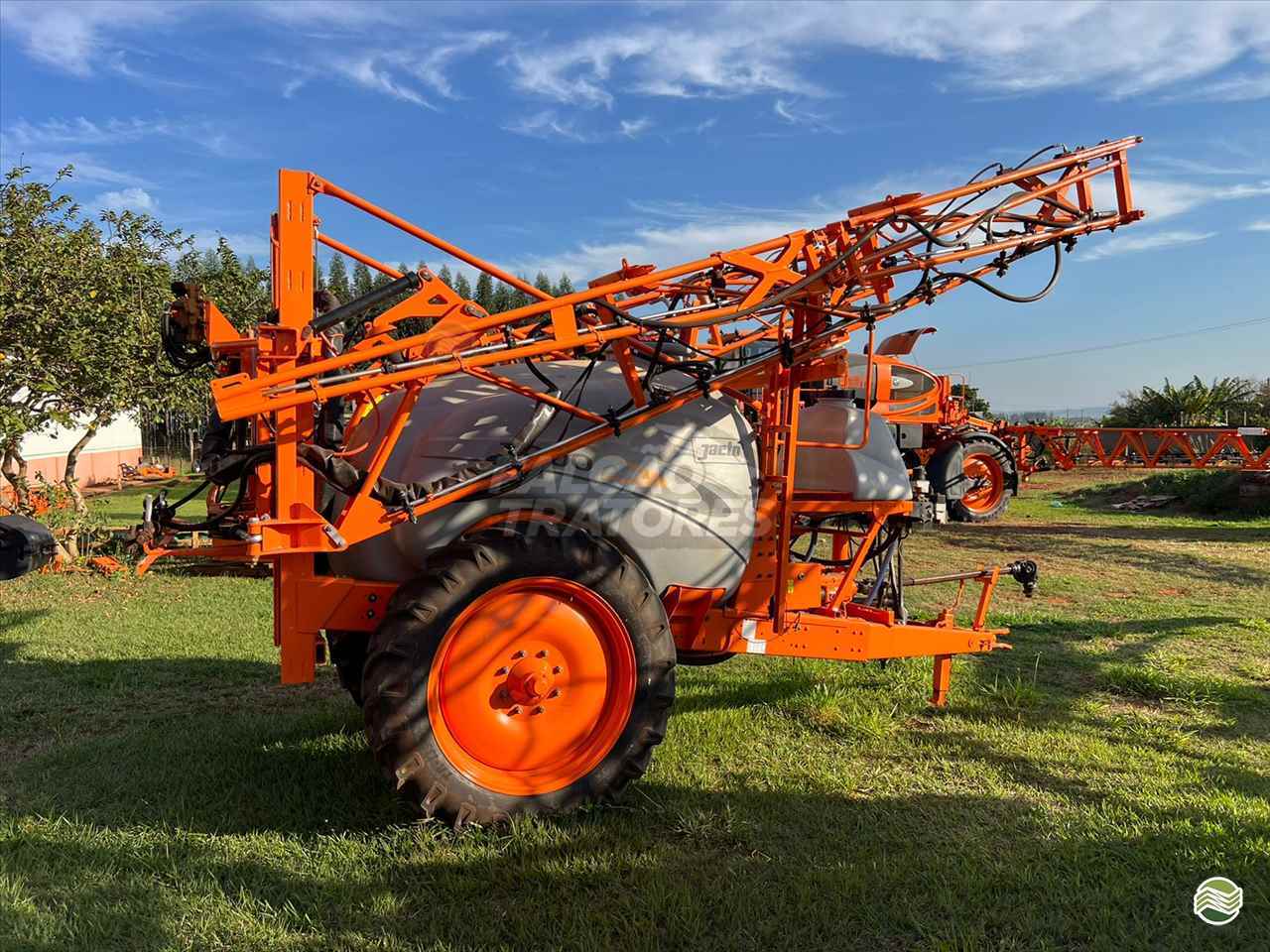PULVERIZADOR JACTO ADVANCE 3000 AM21 Arrasto Falcão Tratores - Jacto - Landini NOVA ANDRADINA MATO GROSSO DO SUL MS