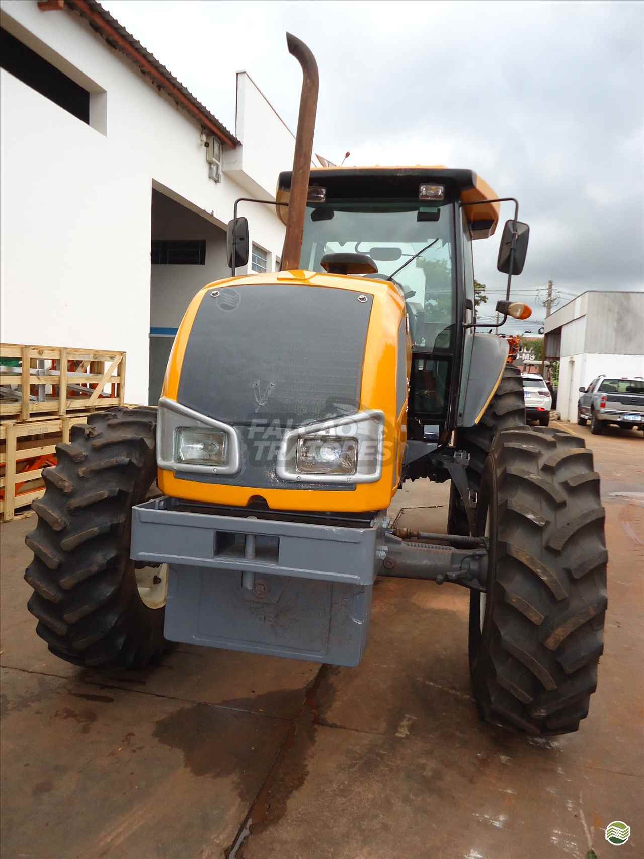 TRATOR VALMET VALMET 110 Tração 4x4 Falcão Tratores - Jacto - Landini NOVA ANDRADINA MATO GROSSO DO SUL MS