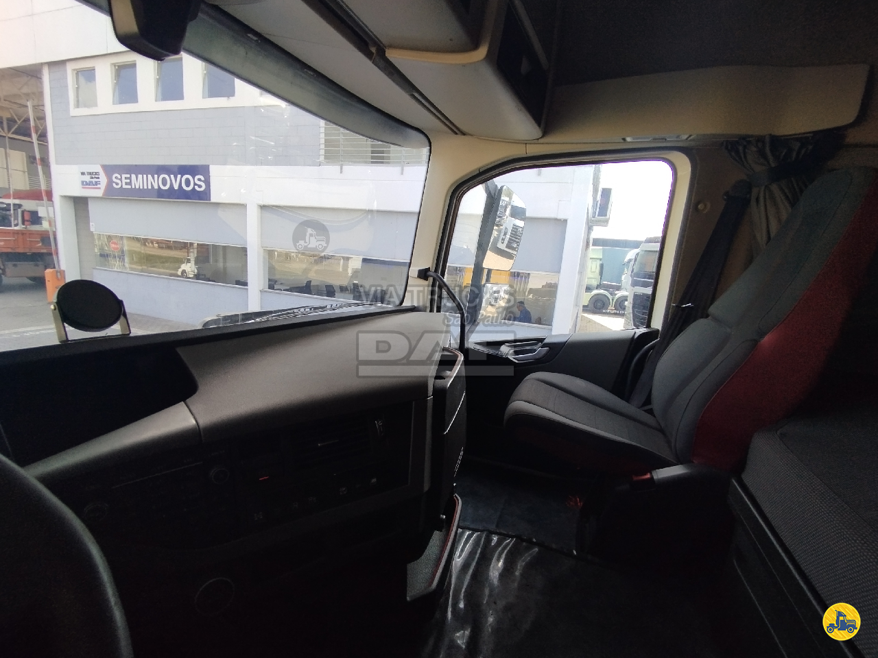 CAMINHAO VOLVO VOLVO FH 540 Cavalo Mecânico Cavalo 6x4 Via Trucks - DAF - Guarulhos-SP GUARULHOS SÃO PAULO SP