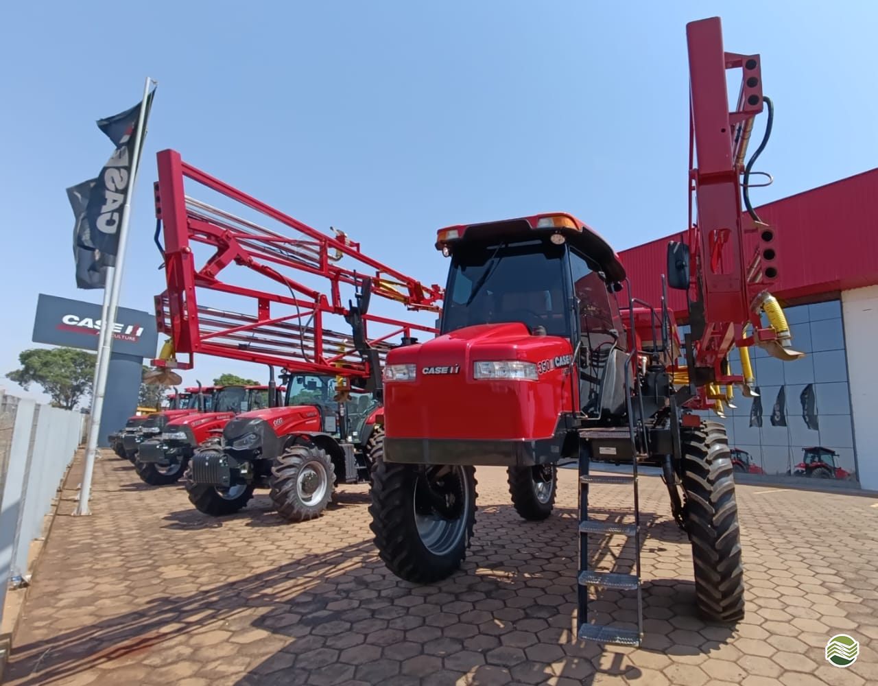 PULVERIZADOR CASE PATRIOT 350 Acoplado Hidráulico Seminovos Grupo Shark MARINGA PARANÁ PR