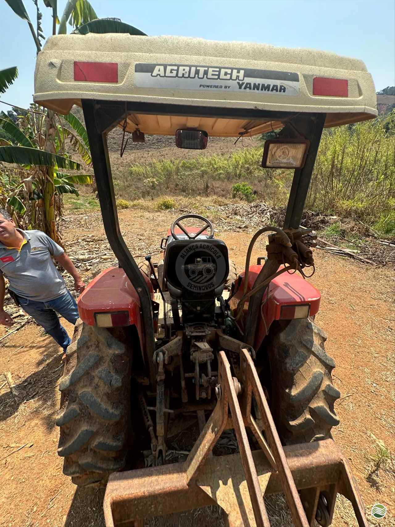 TRATOR YANMAR YANMAR 1155 Tração 4x4 Aliança Agrícola Seminovos - Valtra LAVRAS MINAS GERAIS MG