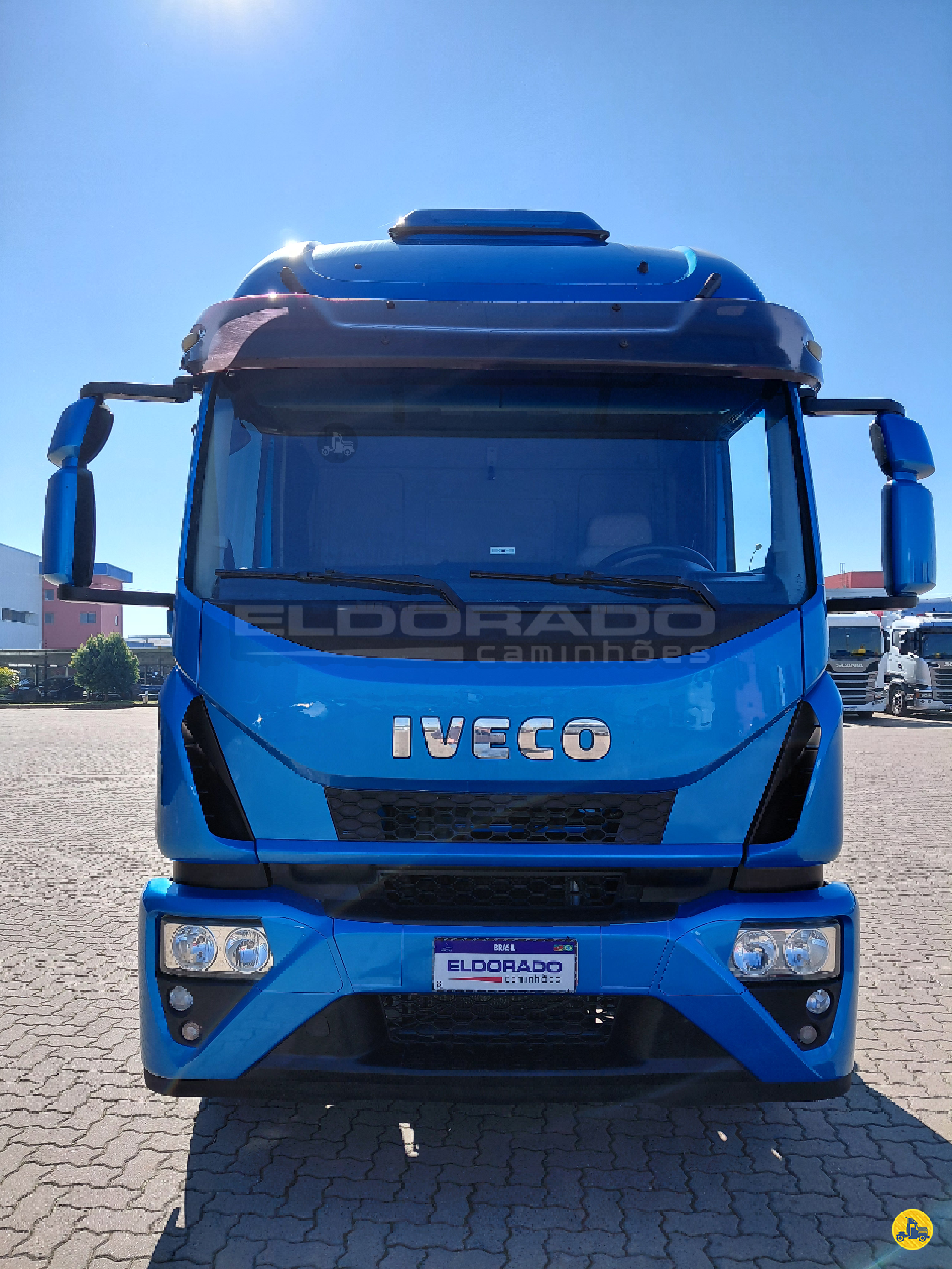 CAMINHAO IVECO TECTOR 310E30 Chassis BiTruck 8x2 Eldorado Caminhões - DAF ELDORADO DO SUL RIO GRANDE DO SUL RS