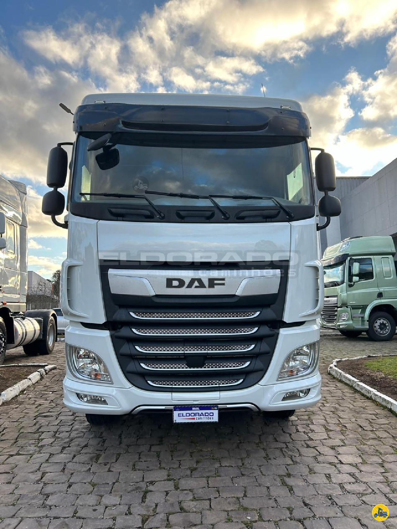 CAMINHAO DAF DAF XF FTT 530 Cavalo Mecânico Cavalo 6x4 Eldorado Caminhões - DAF ELDORADO DO SUL RIO GRANDE DO SUL RS