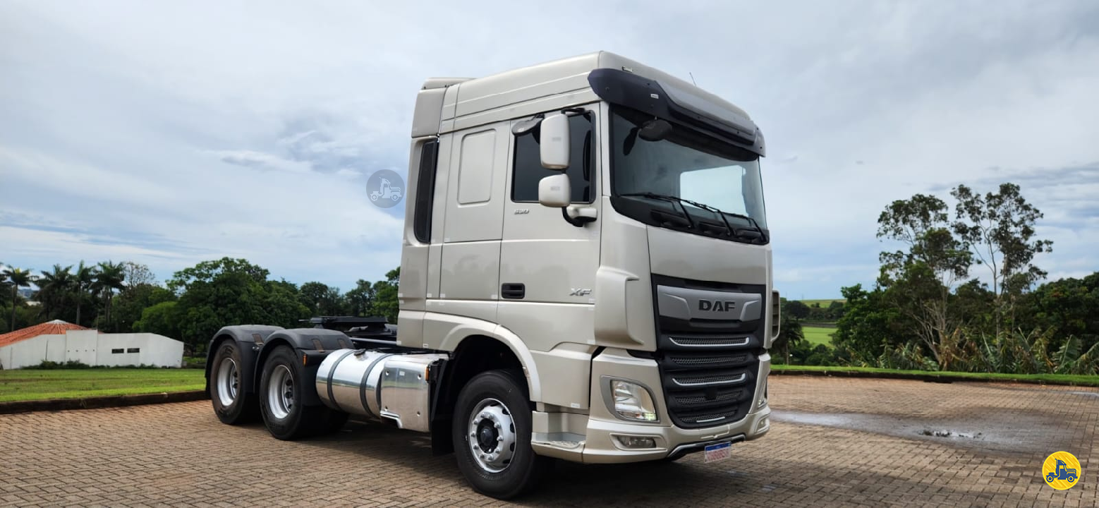 CAMINHAO DAF DAF XF FTT 530 Cavalo Mecânico Traçado 6x4 MacPonta Caminhões - DAF PONTA GROSSA PARANÁ PR