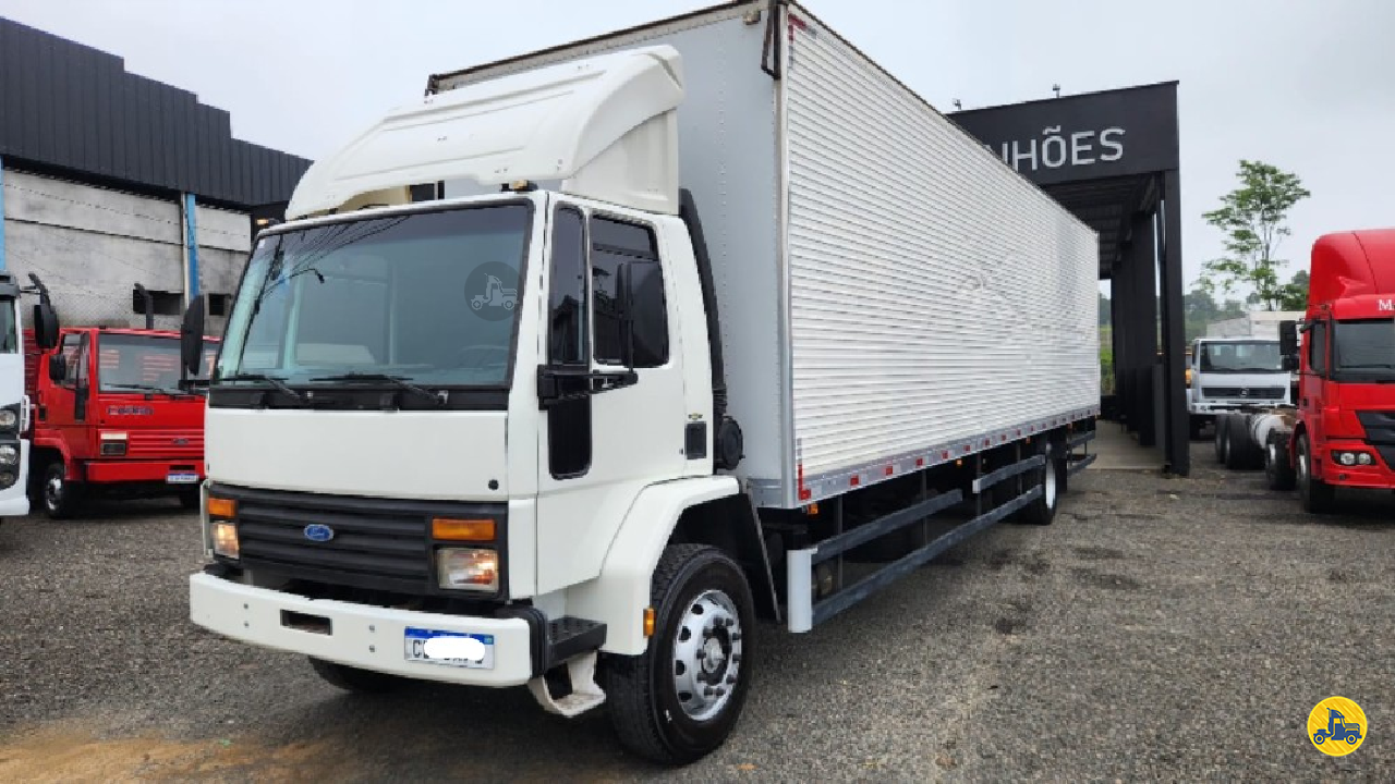 CAMINHAO FORD CARGO 1415 Baú Furgão Toco 4x2 Natyva Caminhões ORLEANS SANTA CATARINA SC