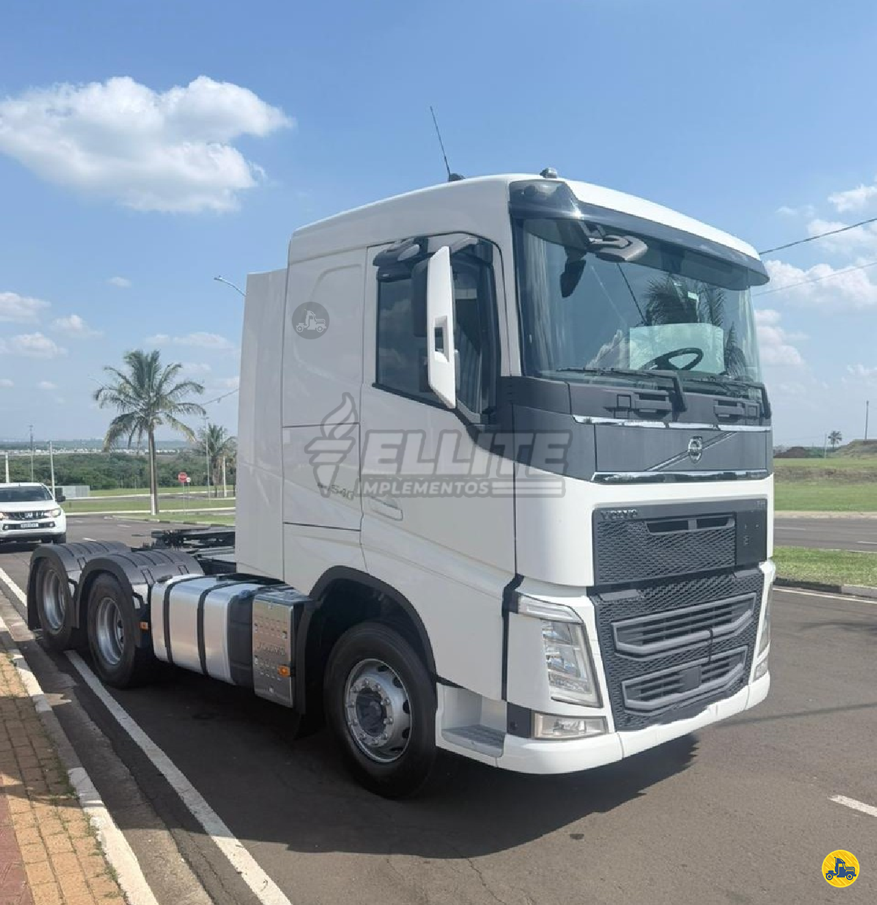 CAMINHAO VOLVO VOLVO FH 540 Cavalo Mecânico Cavalo 6x4 Ellite Implementos Rodoviários PAULINIA SÃO PAULO SP