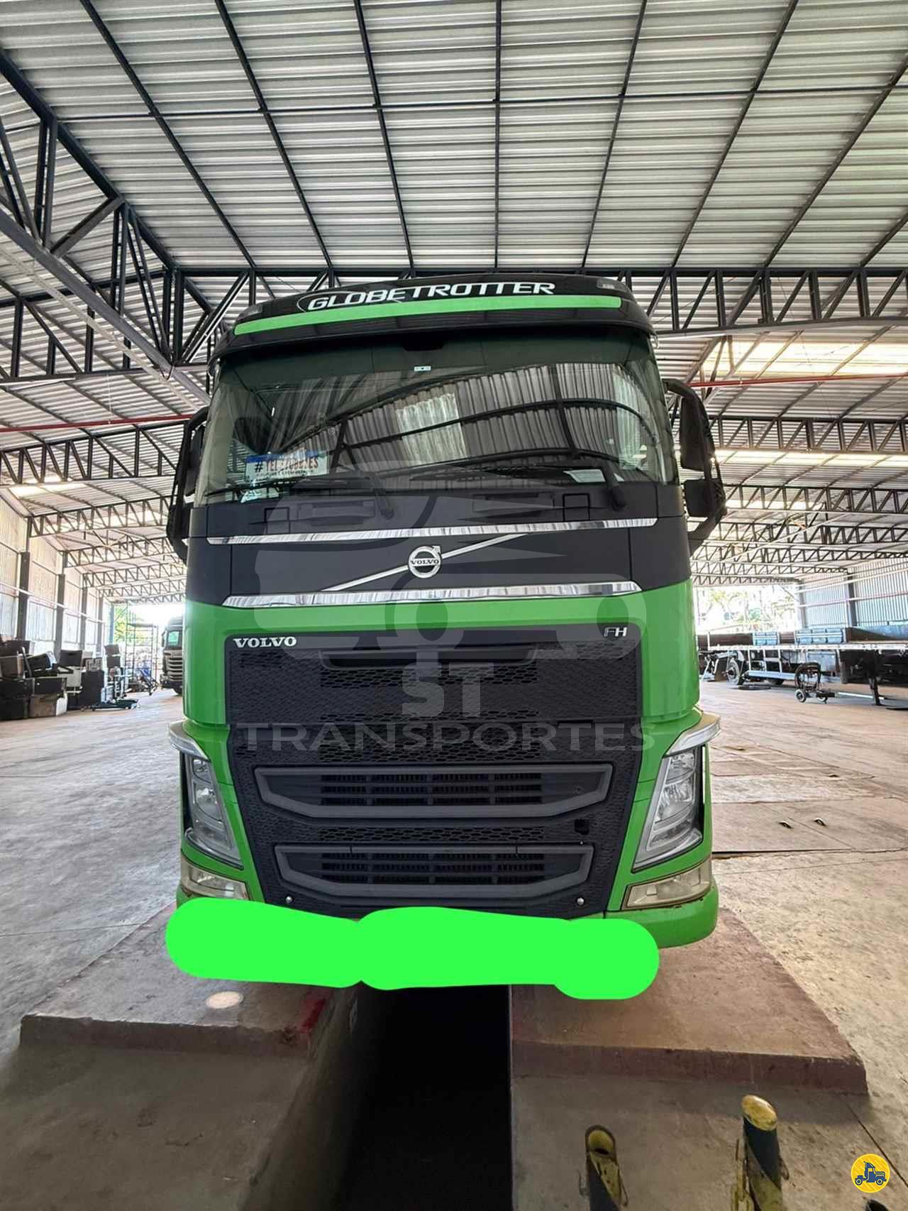 CAMINHAO VOLVO VOLVO FH 460 Cavalo Mecânico Cavalo 6x4 Medeiros Repasses de Caminhões PALOTINA PARANÁ PR