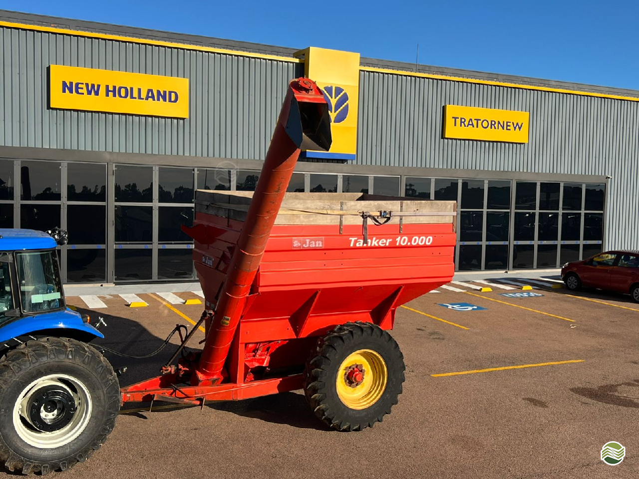 IMPLEMENTOS AGRICOLAS CARRETA BAZUKA GRANELEIRA 10000 Tratornew S/A - New Holland PONTA GROSSA PARANÁ PR