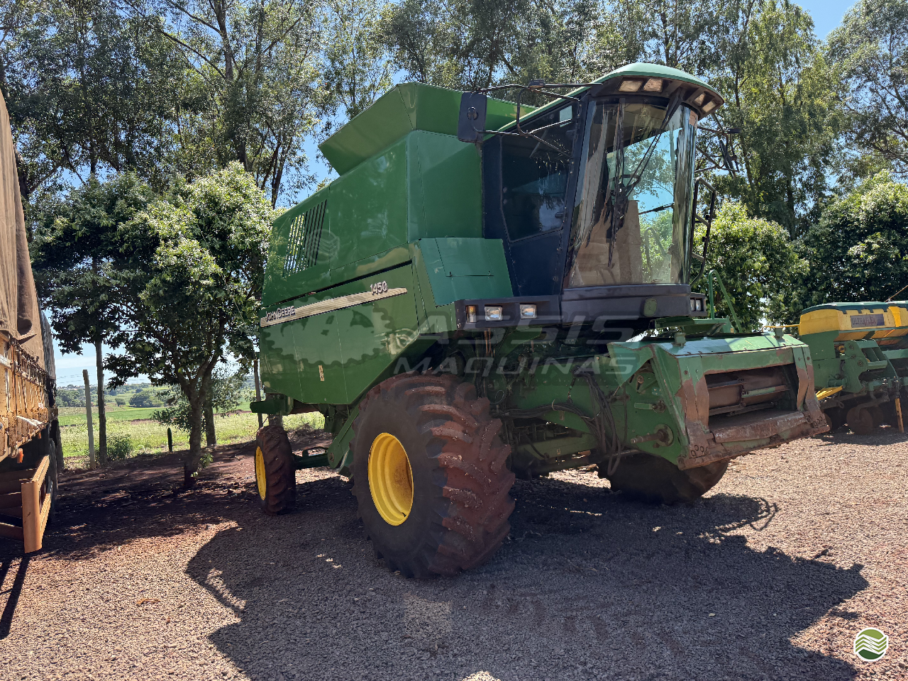 COLHEITADEIRA JOHN DEERE JOHN DEERE 1450 Assis Máquinas ASSIS CHATEAUBRIAND PARANÁ PR