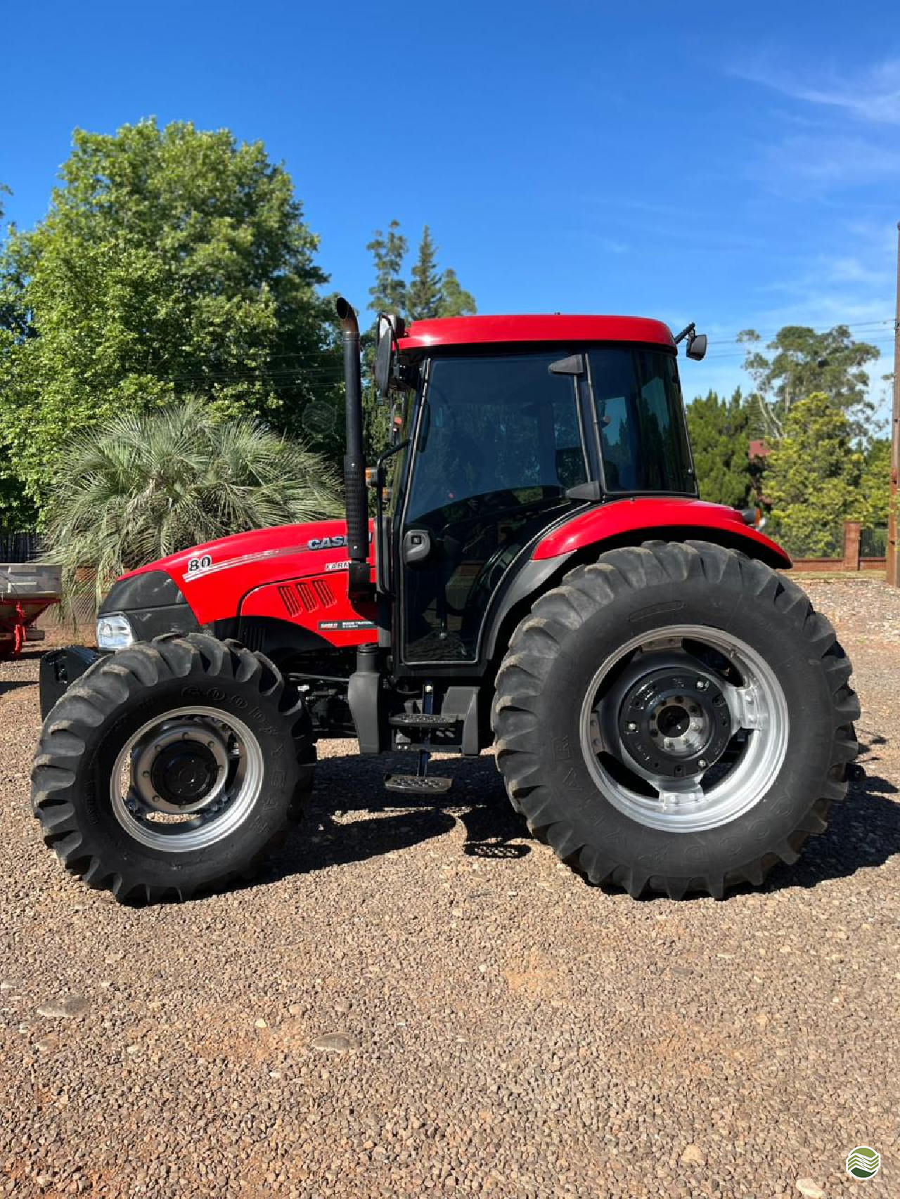 TRATOR CASE CASE Farmall 80 Tração 4x4 Golin Tratores TUPARENDI RIO GRANDE DO SUL RS