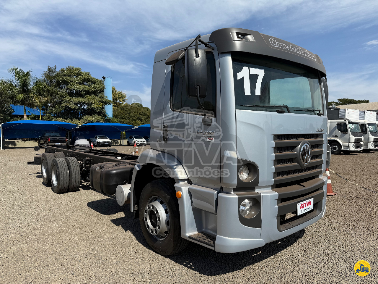 CAMINHAO VOLKSWAGEN VW 24280 Chassis Truck 6x2 Ativa Caminhões CATANDUVA SÃO PAULO SP