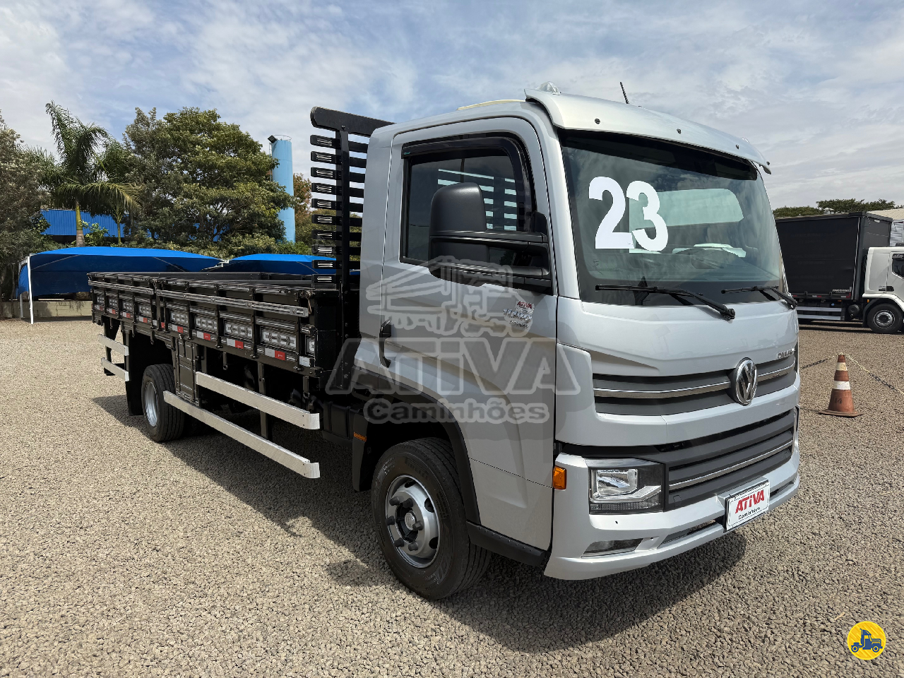 VW 11180 de Ativa Caminhões
