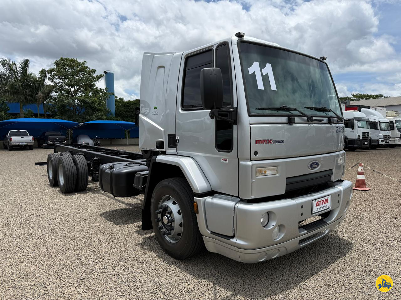 CAMINHAO FORD CARGO 2428 Chassis Truck 6x2 Ativa Caminhões CATANDUVA SÃO PAULO SP