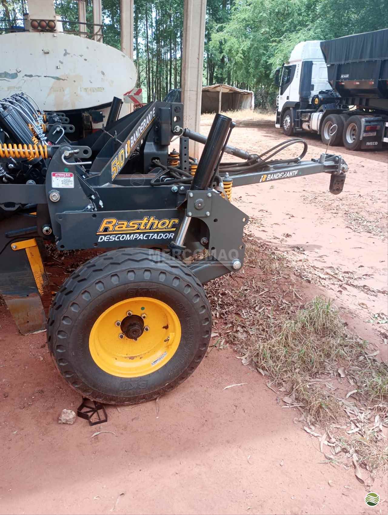 IMPLEMENTOS AGRICOLAS DESCOMPACTADOR DESCOMPACTADOR DE SOLO Mercomaq - JAN PRIMAVERA DO LESTE MATO GROSSO MT