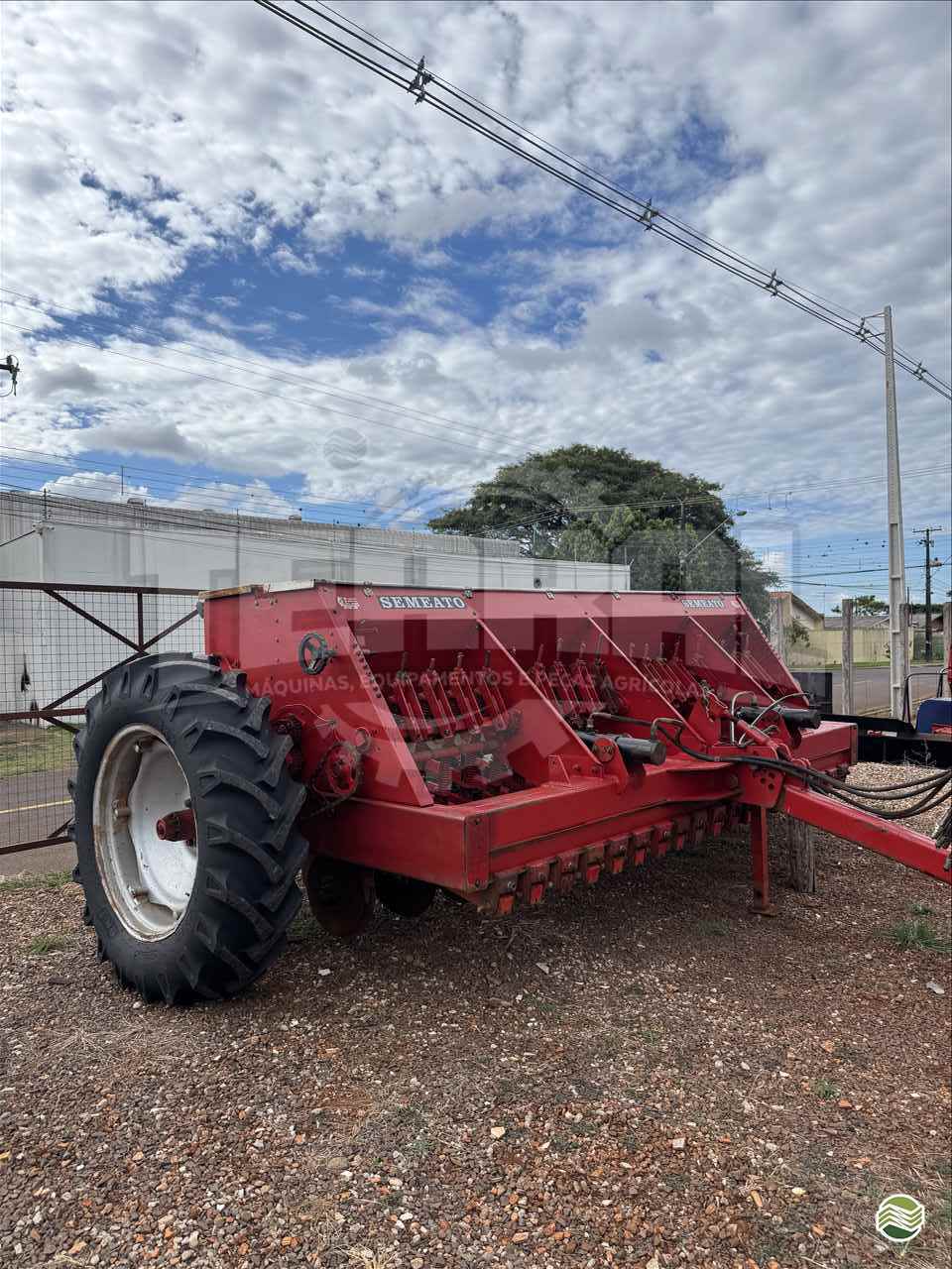 SEMEADEIRA SEMEATO TD 300 Terral Máquinas e Peças Agrícolas CASCAVEL PARANÁ PR